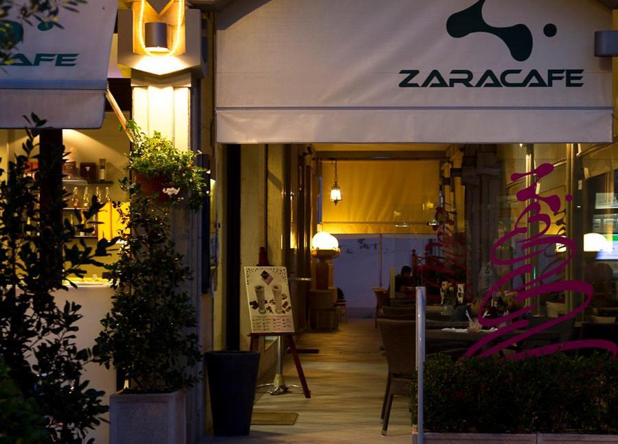 Zara Rooms & Suites Suzzara Exteriör bild